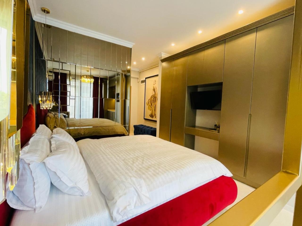 Solid Residence Apartamente ママイア エクステリア 写真